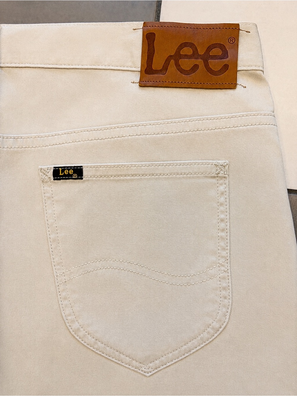 J.Crew x Lee Westerner Jeans 33x30 Ecru Ivory Slim Straight